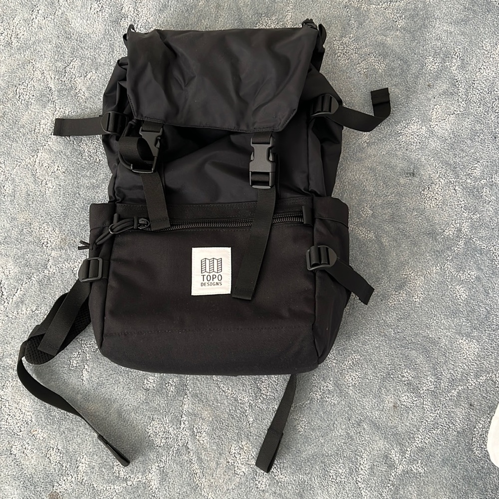 Topo Designs rover mini backpack in black